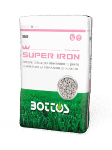 Super Iron, fertilizzante bilanciato contenente ferro per il mantenimento del tappeto erboso.