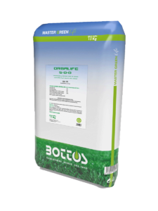 Orga Life, concime organico di origine vegetale pensato per nutrire il tappeto erboso in modo naturale.